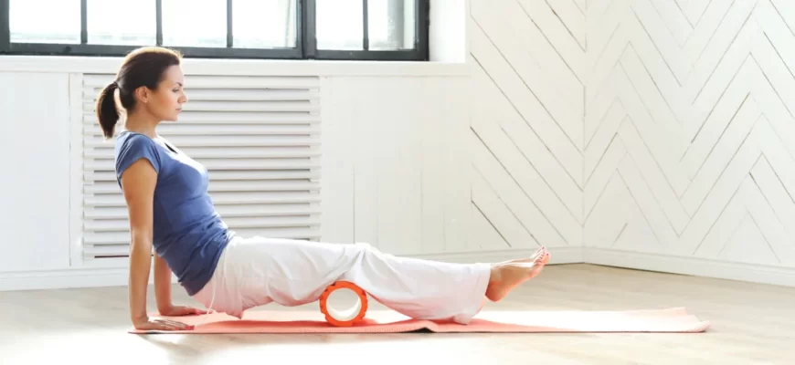 Упражнения с массажным роликом, которые помогут расслабить все тело